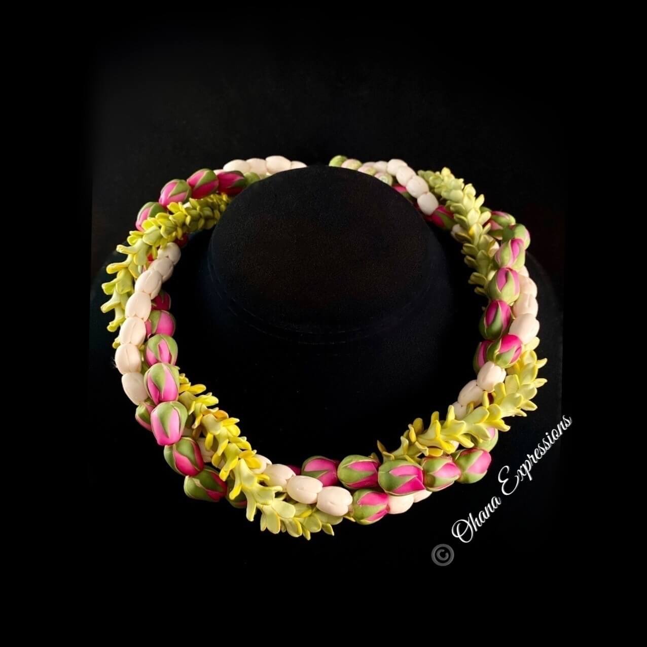 PIKAKE LOKELANI ROSEBUD LEI ・ 20IN | Ohana Expressions